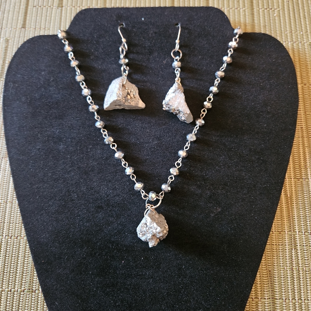 Stone Necklace and Earring Set